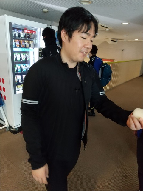 TRIPART_0001_BURST20211121112509238_COVER